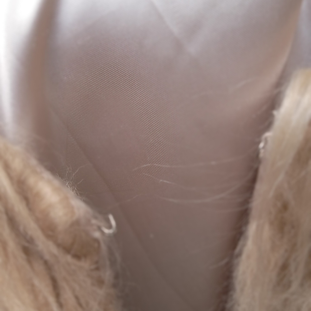 Vest - Picture 9 of 9